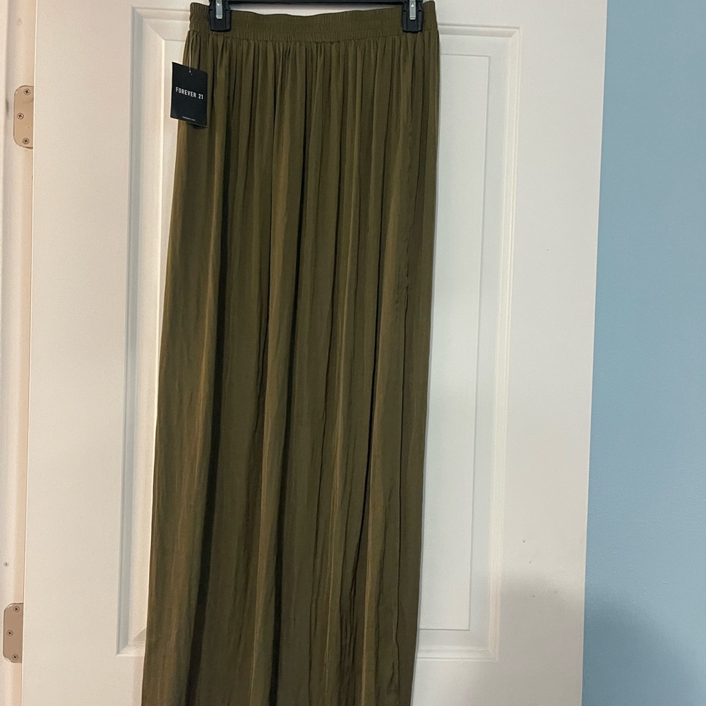 Green skirt